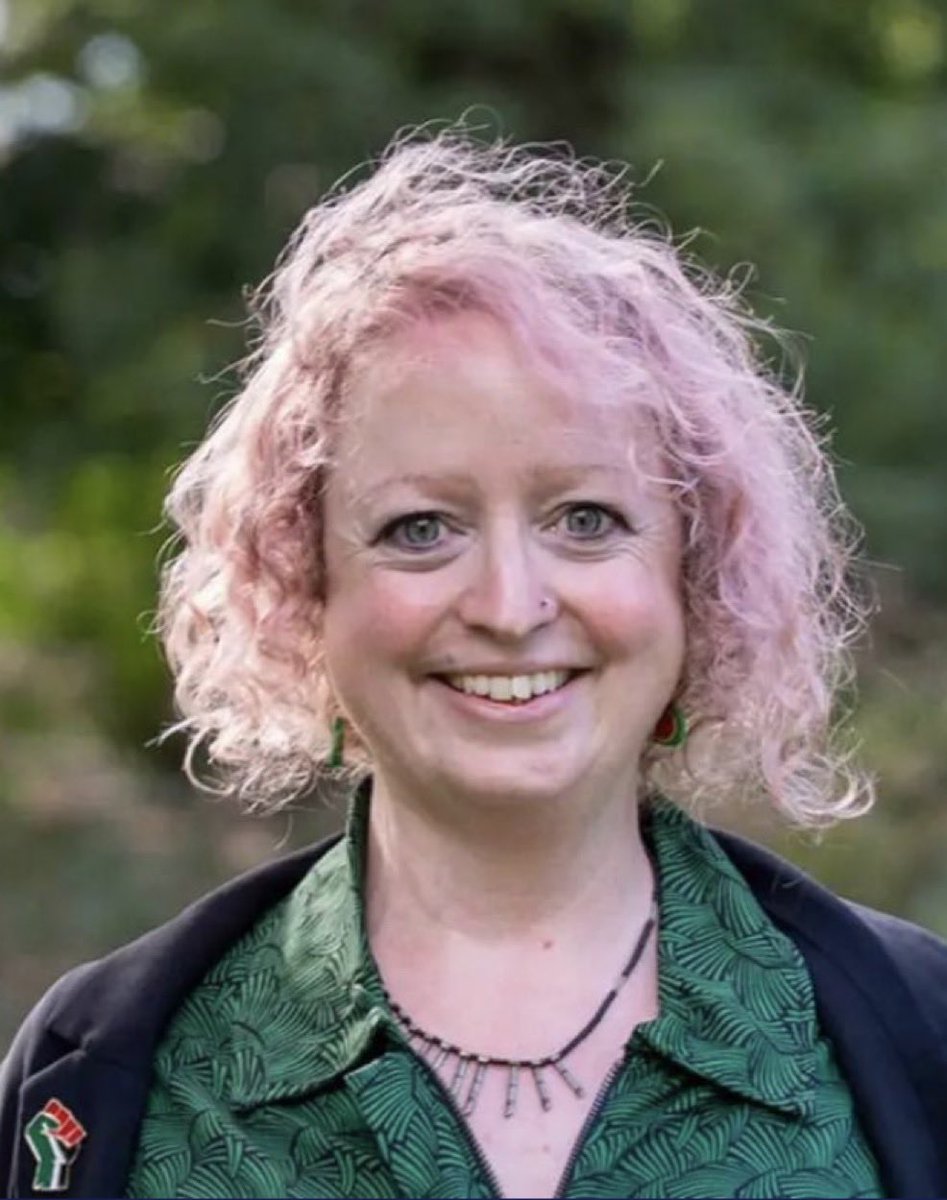 Russell Quirk tweet media