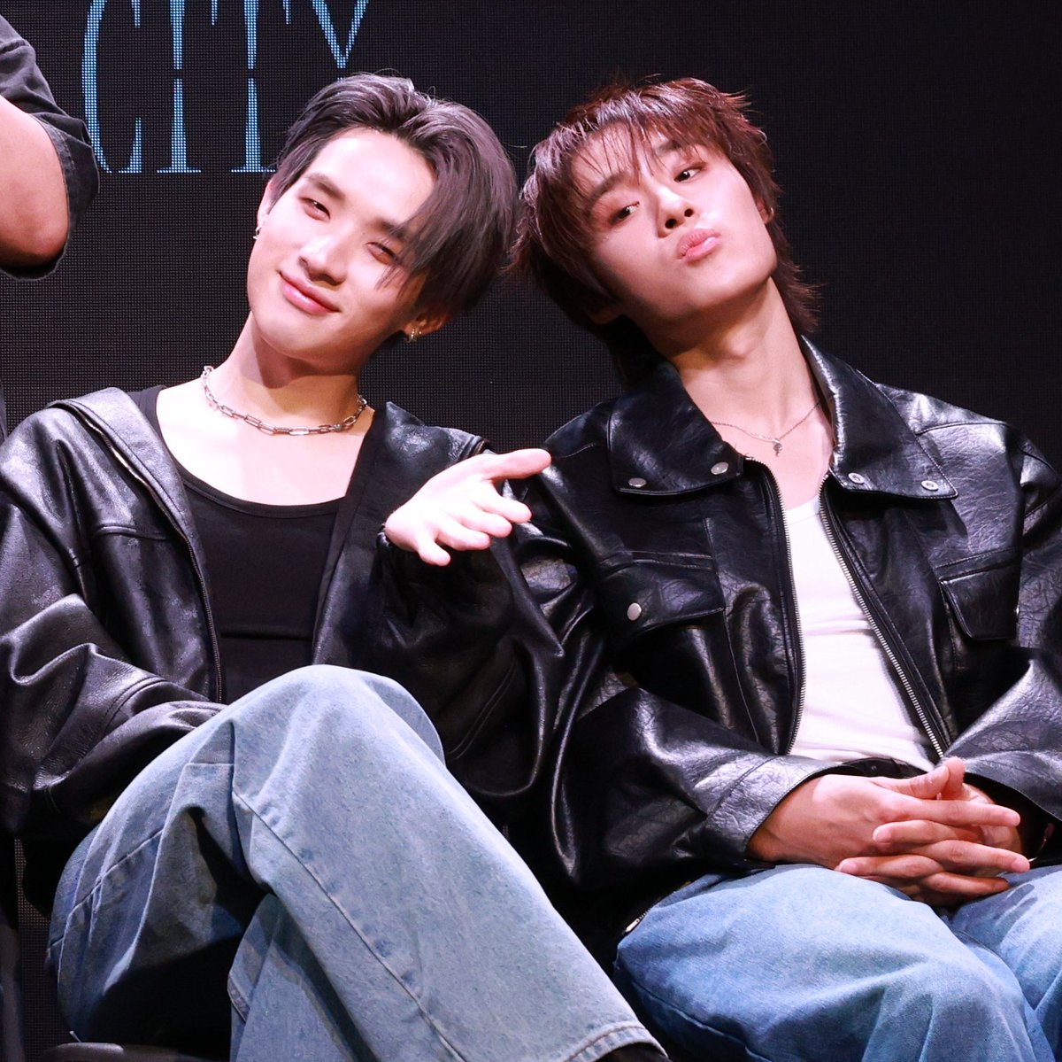 𝘓𝘌𝘈 tweet media