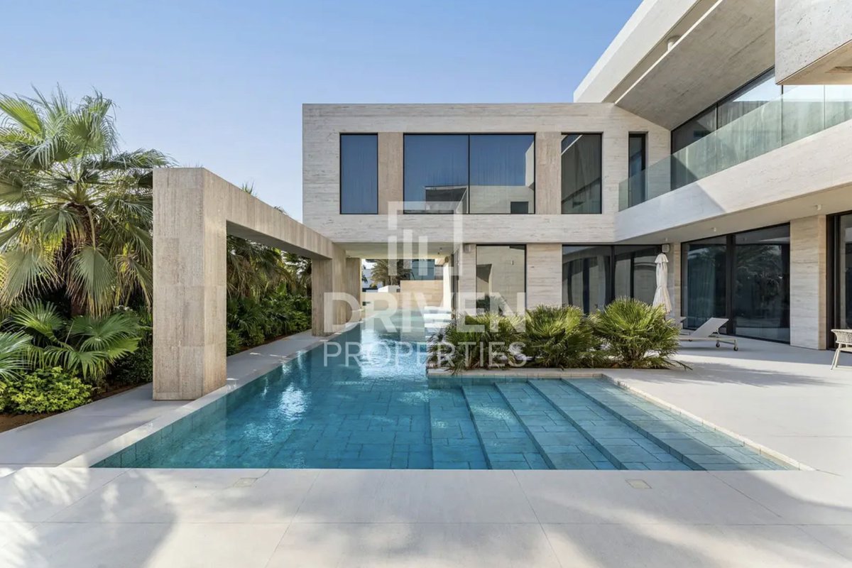 Panic Selling tweet media