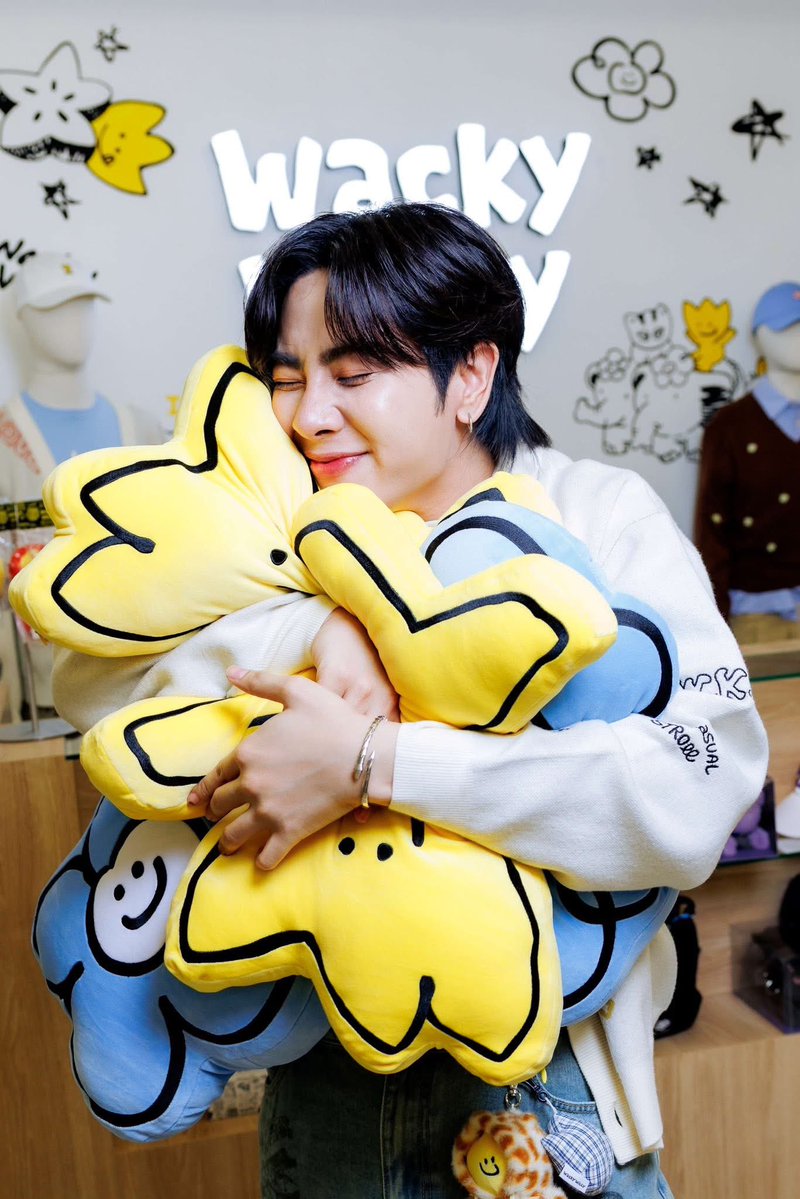 AllNewsth tweet media