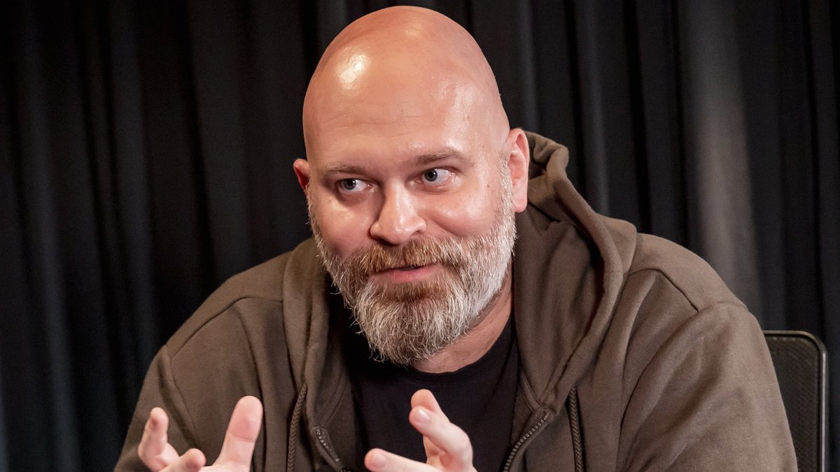 Central Reality tweet media