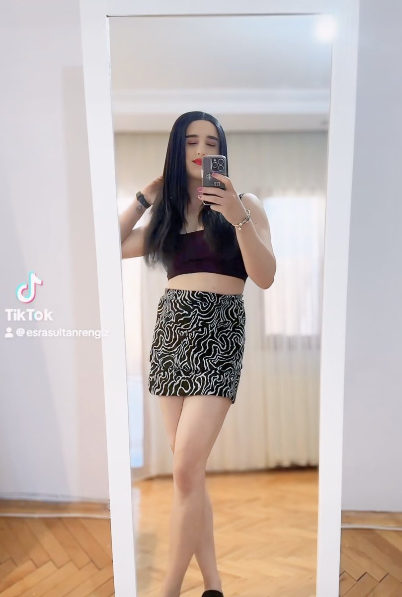 esra +18 tweet media