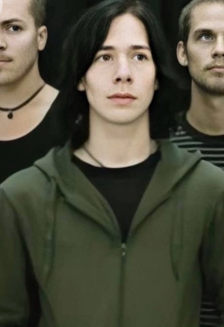 ces !! 🧟 tweet media