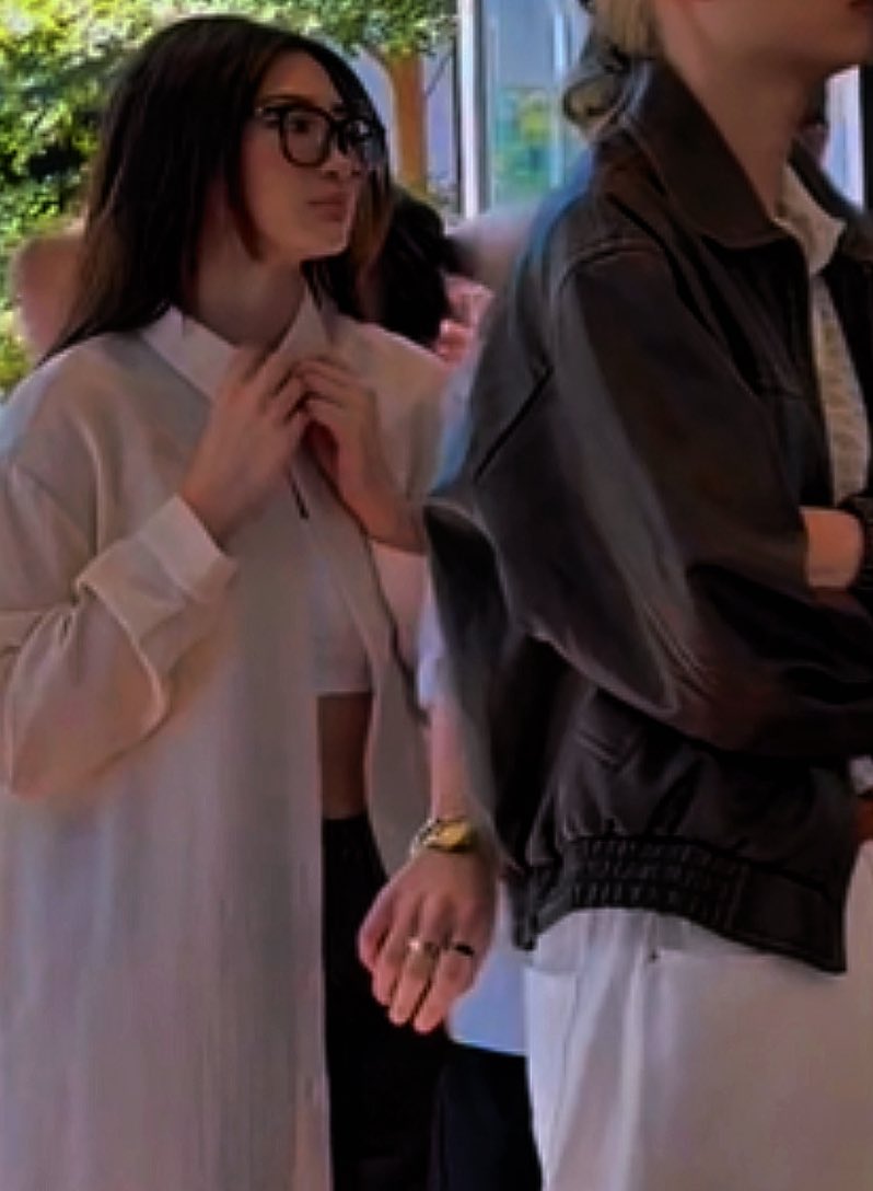 el.🧛🏽 tweet media