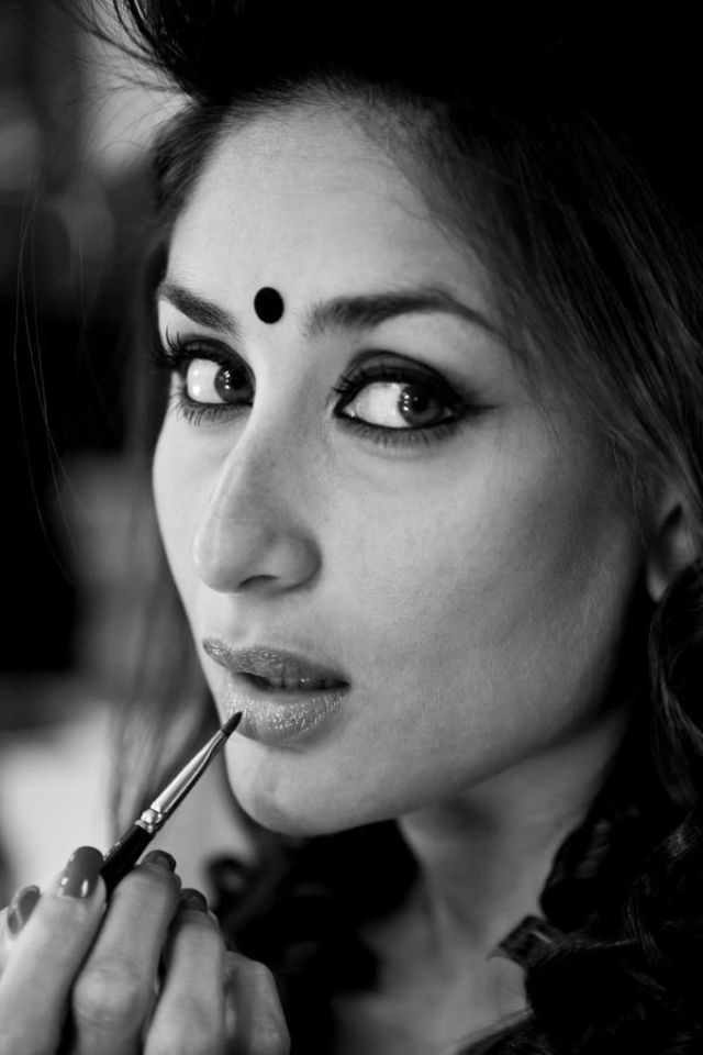 Kareena Kapoor Khan fan tweet media