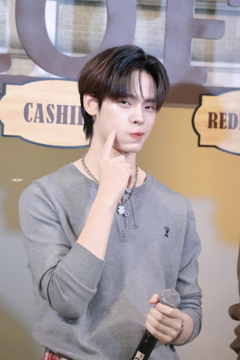 babepor ྀི V.2 tweet media