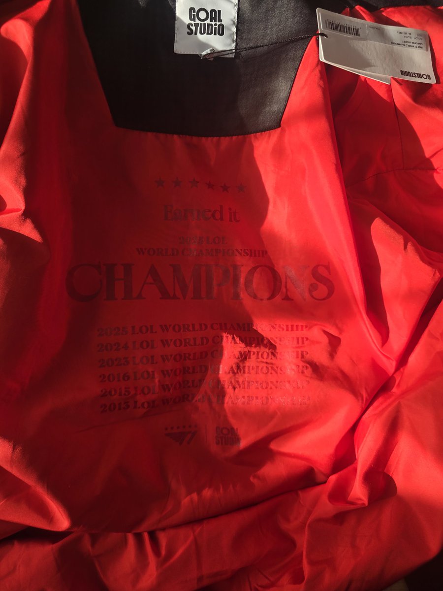 KC HWAYMIN tweet media