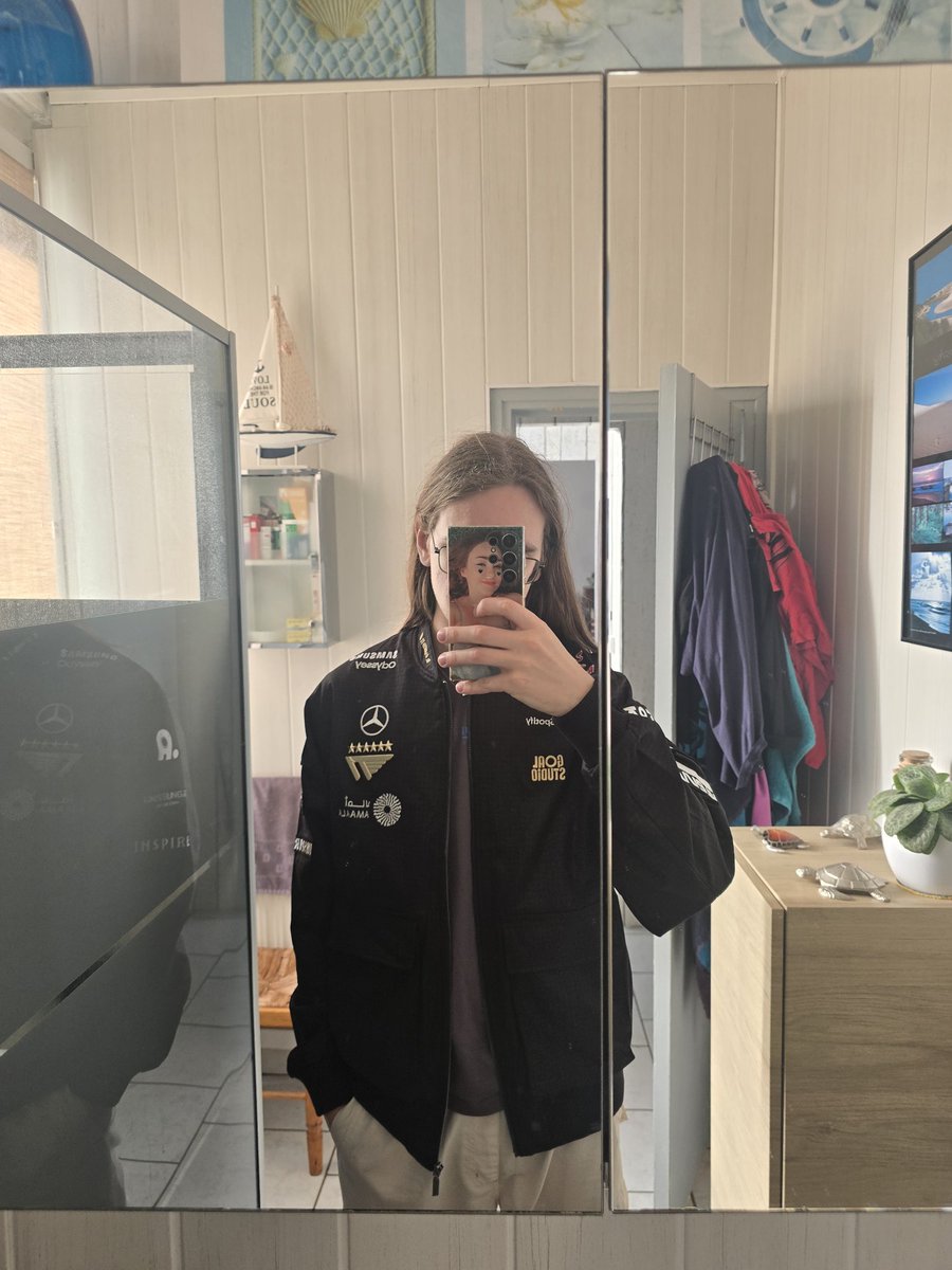 KC HWAYMIN tweet media