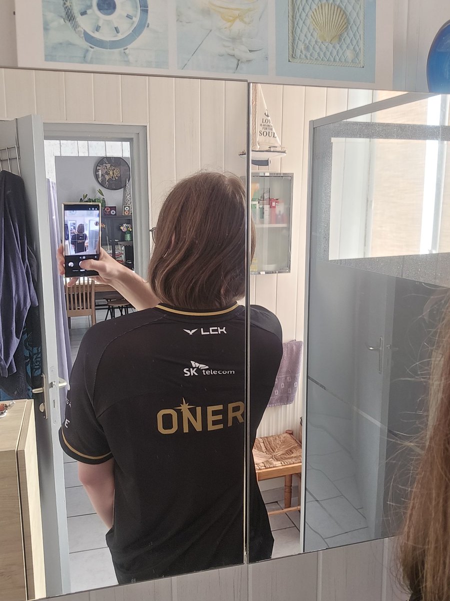 KC HWAYMIN tweet media