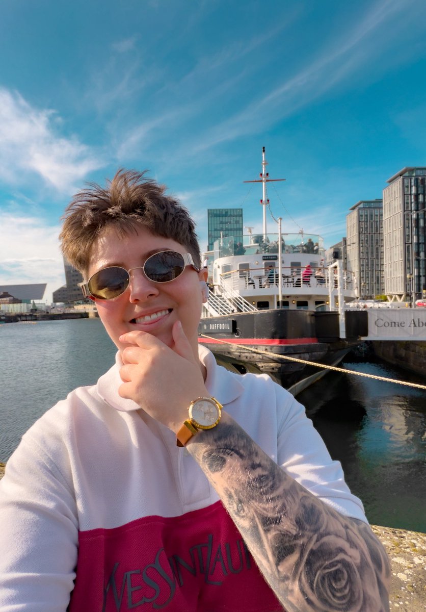 𝘼𝙎𝙃 🫧 tweet media