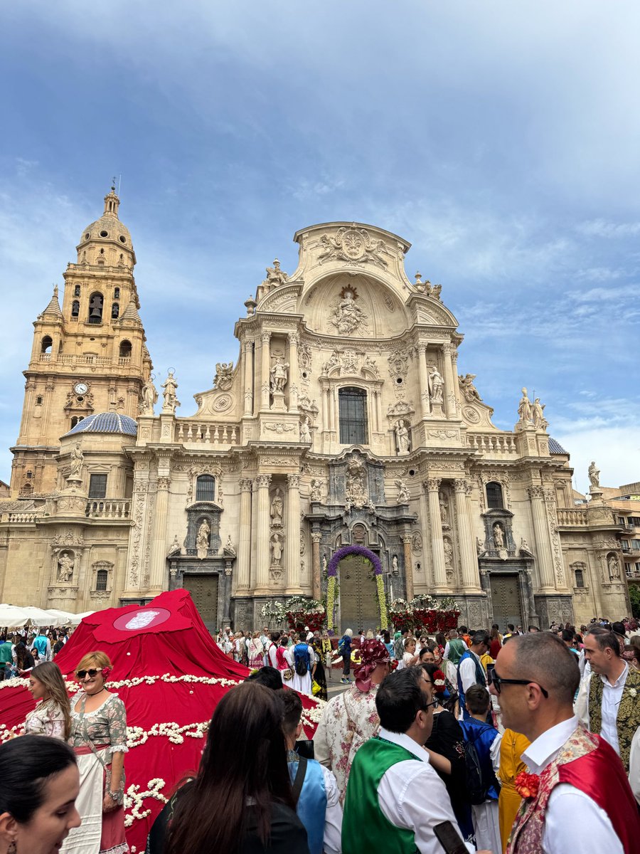 Saúl OnTheRocks tweet media