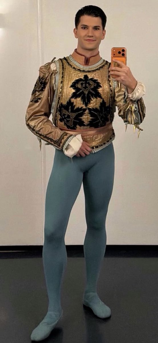 Want to meet ballet guy tweet media