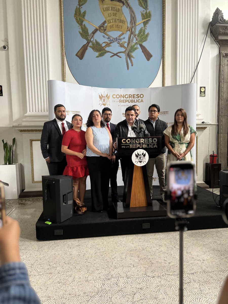 Román Castellanos tweet media