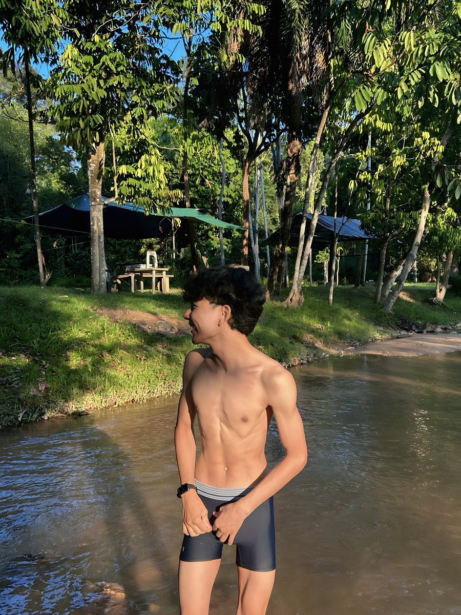 isyy_0's tweet photo. 🍃 https://t.co/w2mPVDHKoO