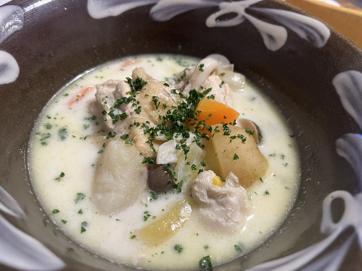 Arai Kaoru tweet media