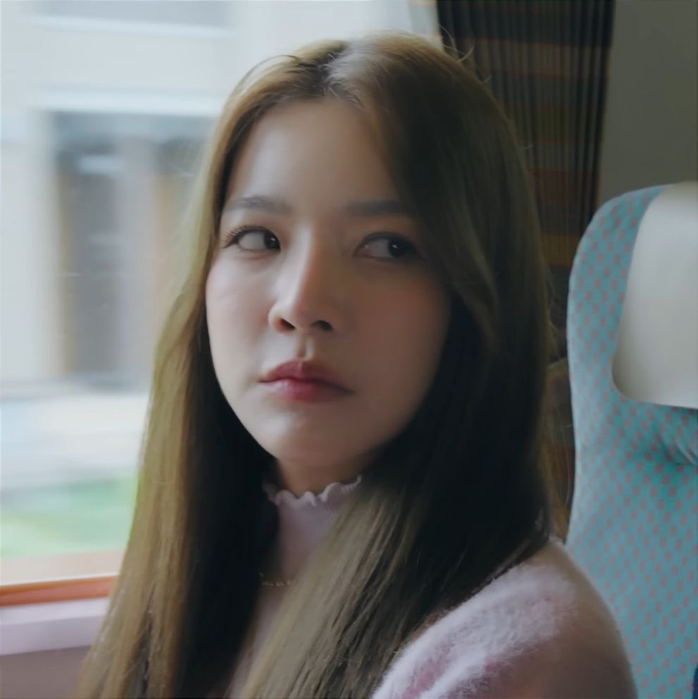 August 🎀 tweet media