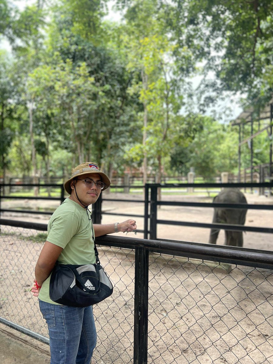 ពិដោរ tweet media