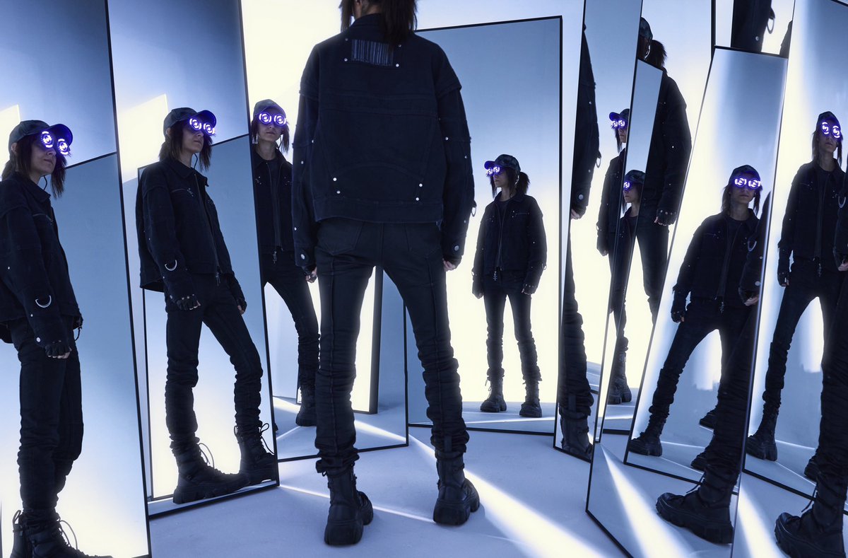 OfficialRezz's tweet image. 6 New songs tonight at Midnight. A Shift In Perspective.