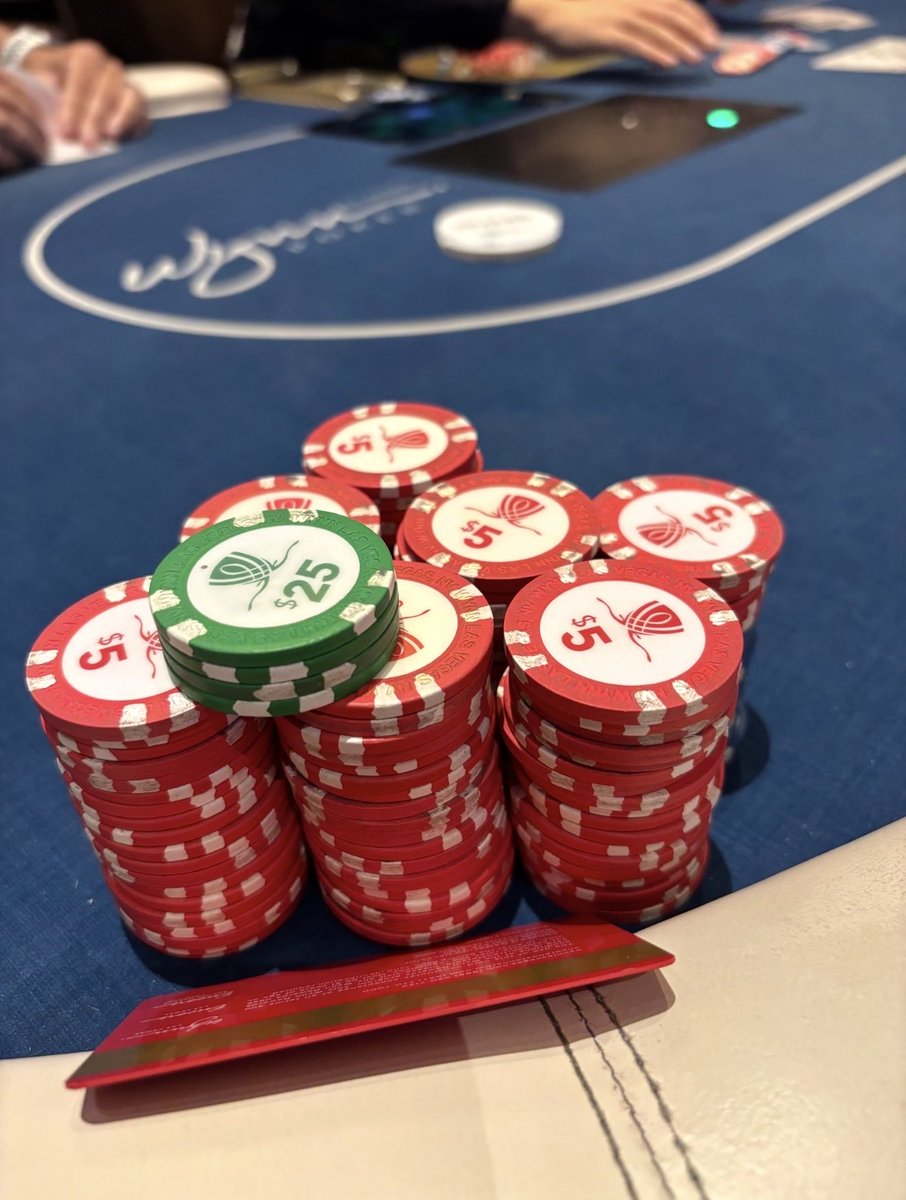 Man of the Library 📚 tweet media