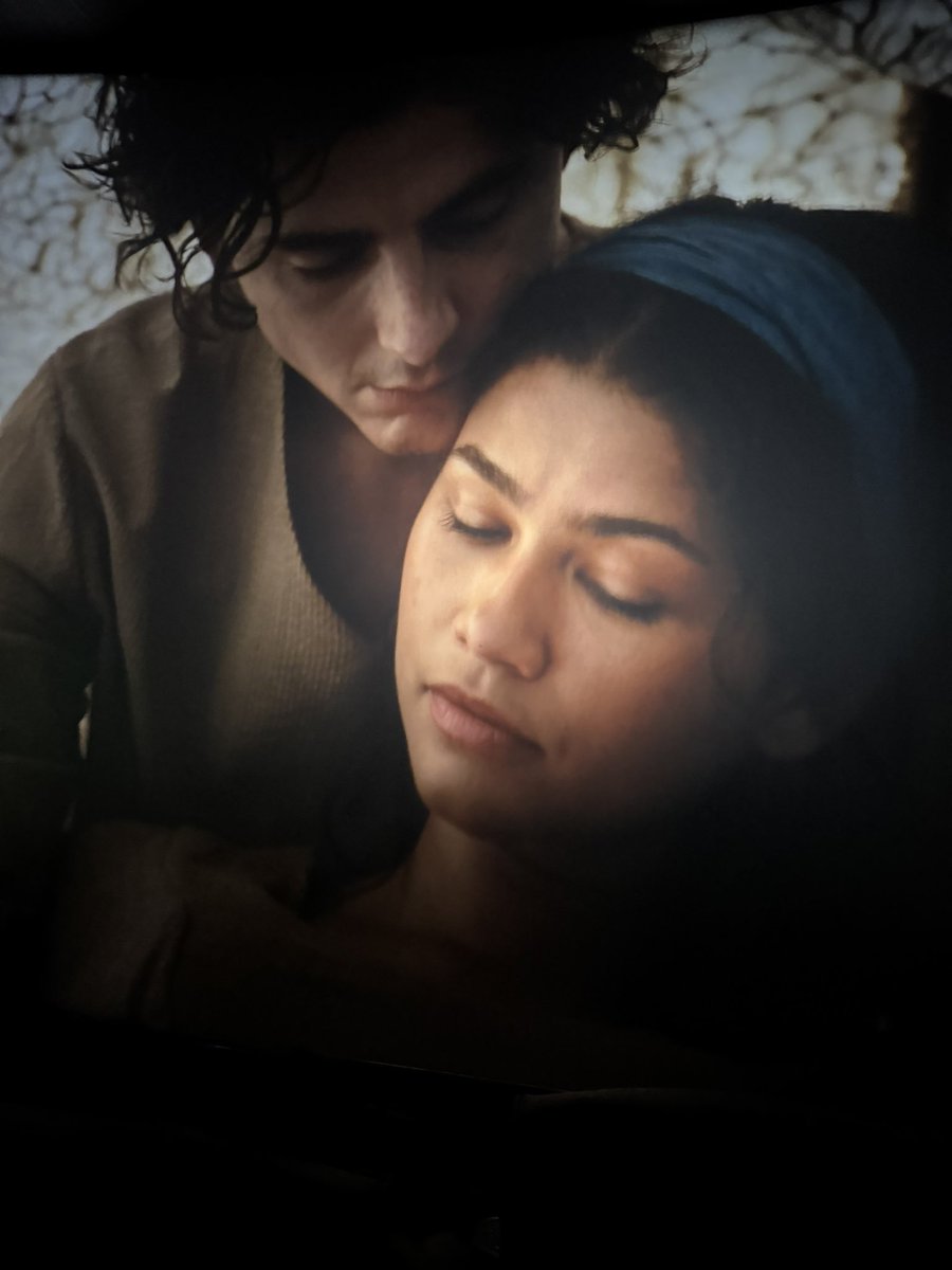 Axel🦇 tweet media