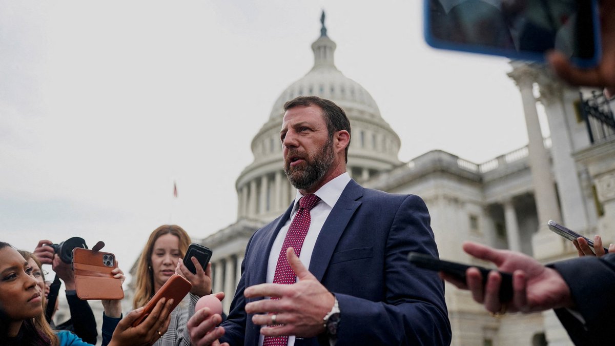 SoundOfHope_SOH's tweet image. 國土安全部長擬審查庇護城市機場執法 聯邦資源與移民政策衝突升級 美國 #國土安全部 長 #穆林 表示，國土安全部（ #DHS