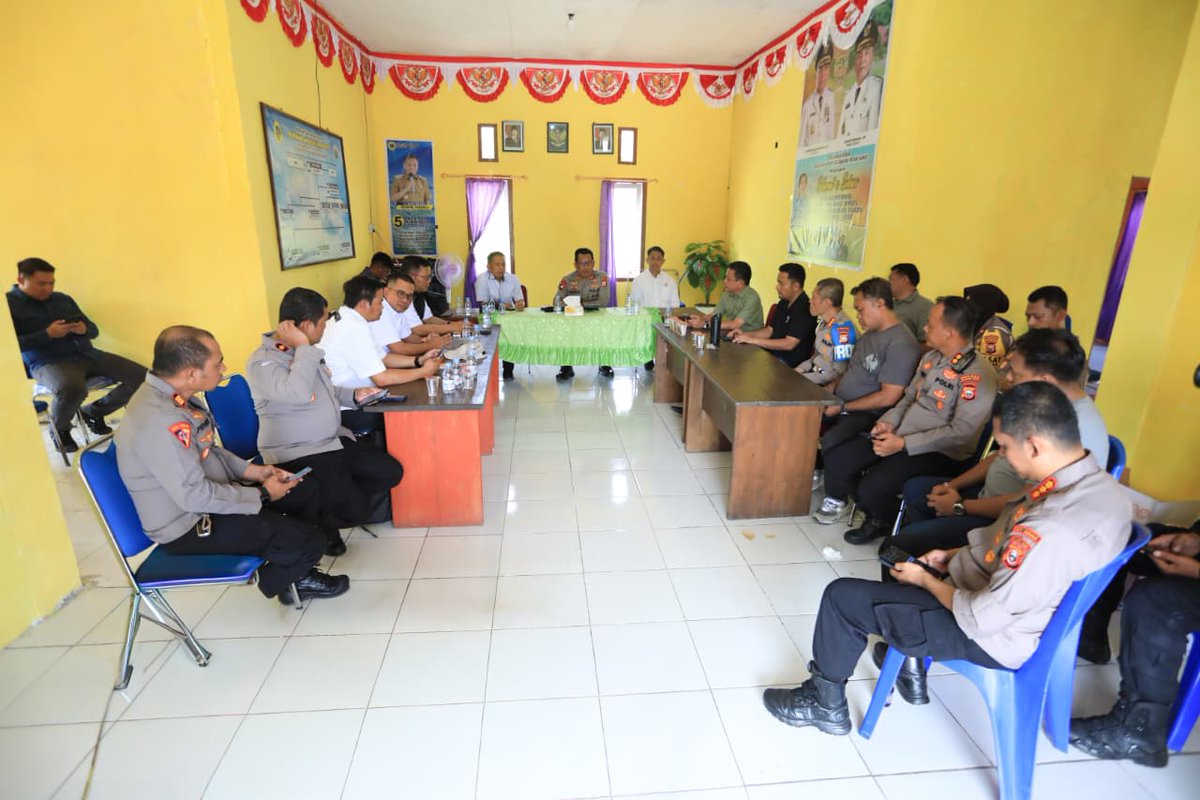 Irjen Pol. Drs. Waris Agono., M.Si tweet media