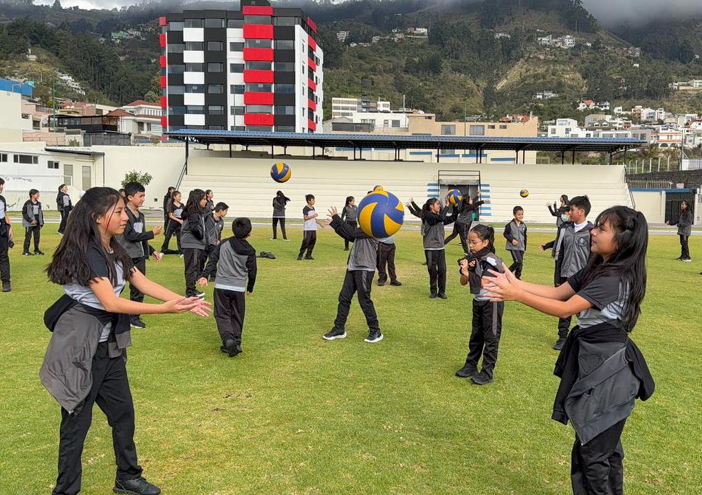 Educación Zona 3 tweet media