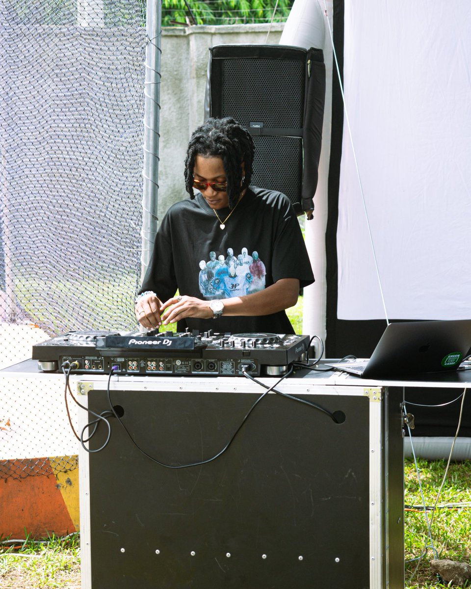 WeareproducHERs tweet media