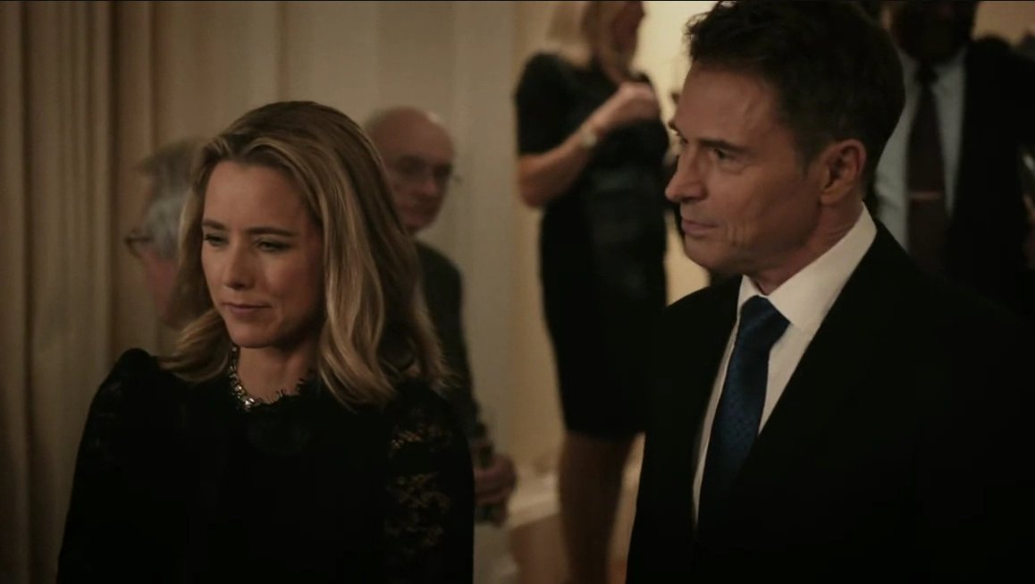 fields_zamya's tweet image. Elizabeth and Henry's matching outfits #madamsecretary #elizabethmccord #téaleoni #henrymccord #timdaly #formalwear #timéa #relationshipgoals #teammccord