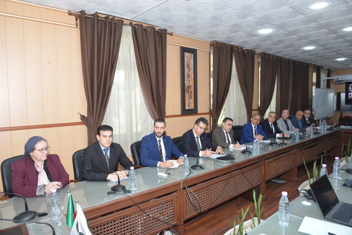 Min. Éducation DZ | وزارة التربية الوطنية tweet media