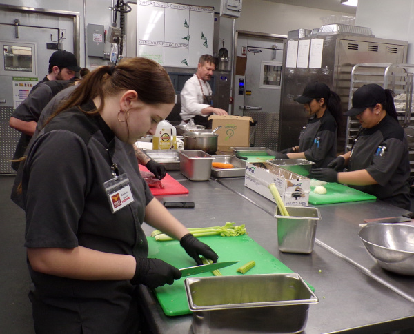 Life's Kitchen tweet media