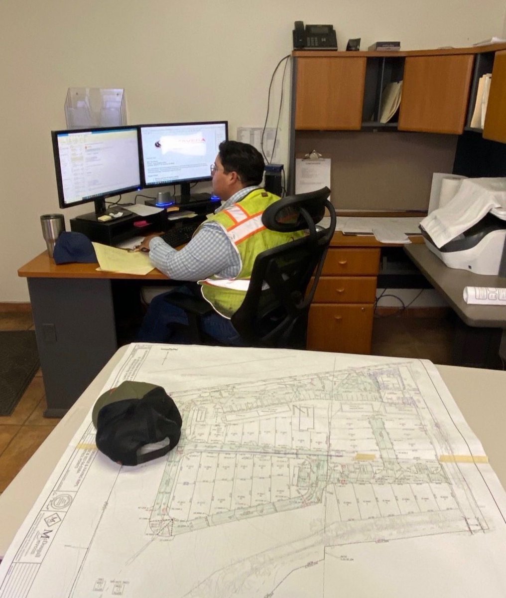 AsphaltPro's tweet image. Interested in asphalt estimating? Here’s what the job really takes.

In this Women of Asphalt feature, members of the Estrada family explain how estimating and early field exposure helped shape their careers: theasphaltpro.com/articles/women… | #WomenInConstruction #AsphaltEstimating