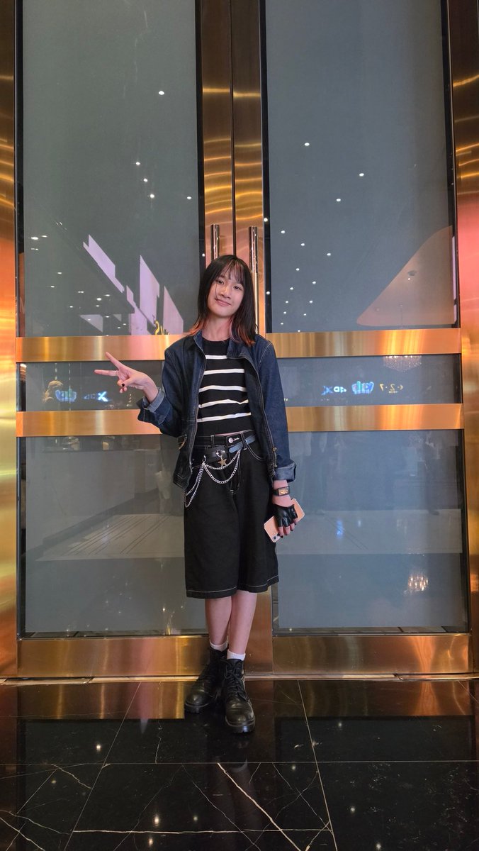 LucKy-T.T.T. tweet media