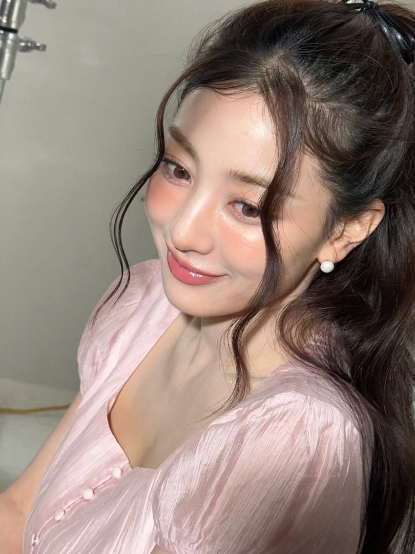 jihyo tweet media