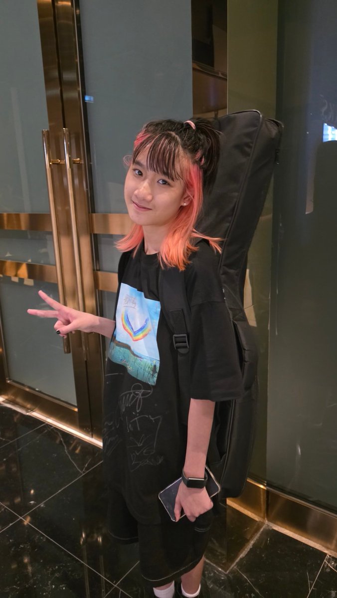 LucKy-T.T.T. tweet media