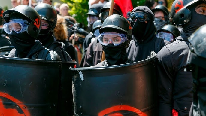 𝔍𝔞𝔨𝔬𝔟 𝔳𝔬𝔫 ℜ𝔦𝔠𝔥𝔱𝔢𝔯 tweet media