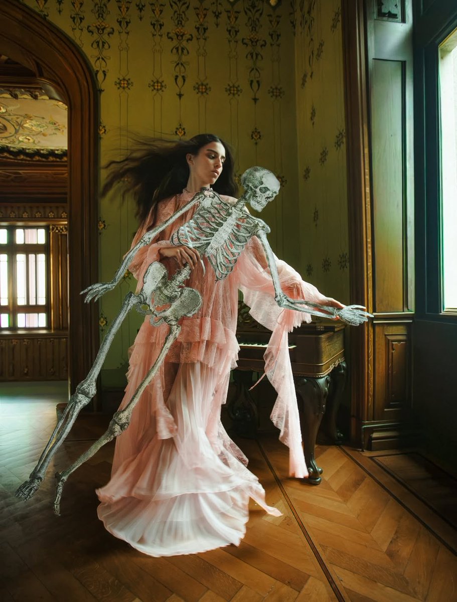 shrek is love, mugler is life❤️‍🔥 tweet media