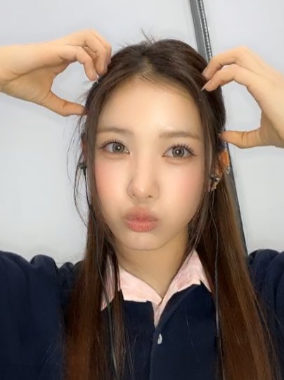 _bluembee_'s tweet photo. 🍒 𝕞𝕪 𝕜𝕦𝕞𝕚 𝕓𝕖𝕒𝕣 🧸

✷ 　 　　 　 ·
　 ˚ * .
 　 　　 *　　 * ⋆ 　 .
· 　　 ⋆ 　　　 ˚ ˚ 　　 ✦
 　 ⋆ · 　 *
　　　　 ⋆ ✧　 　 · 　 ✧　✵
  　 · ✵ https://t.co/ZfhfJzeytb