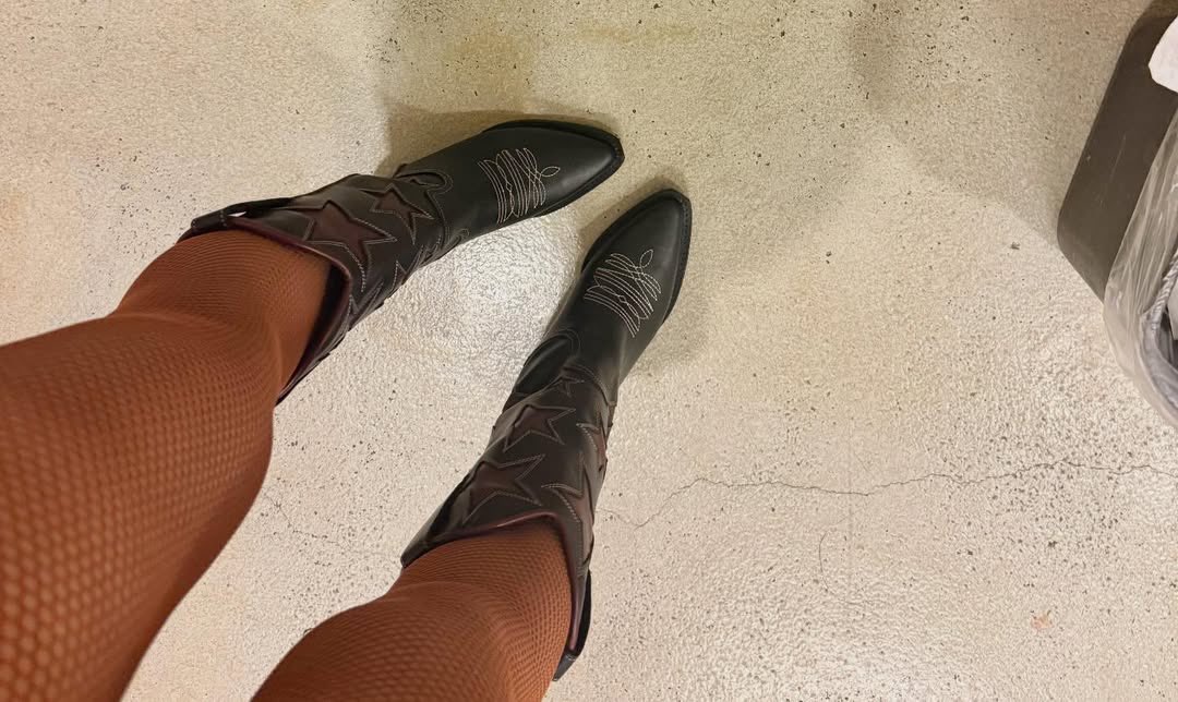 𝓡𝓞𝓧. tweet media