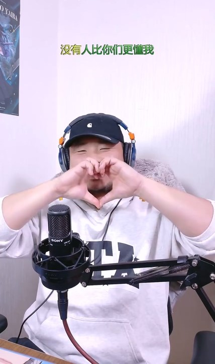 Hairy walker tweet media