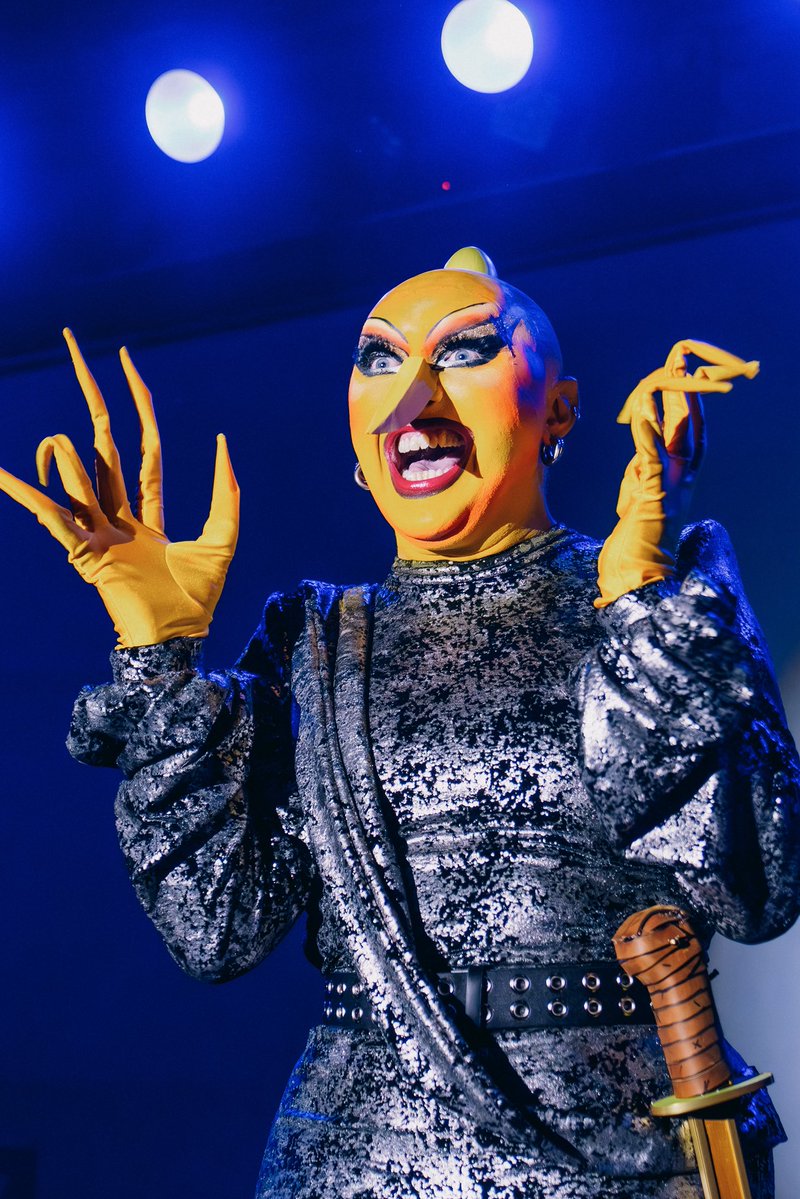 QHRIST “LEMONDRAG” ALMIGHTY 🧡🍋 tweet media