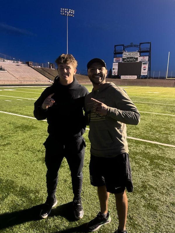 drake_petersen8's tweet image. Thank you @CoachKyleSamson and @CoachMAllenFB for the opportunity to come up to see @MonTechFootball and the amazing campus! It was awesome to see it live and in person with amazing energy and atmosphere! 

@IdahoRecruitHub 
@gorockyfootball 
@PrepRedzoneID