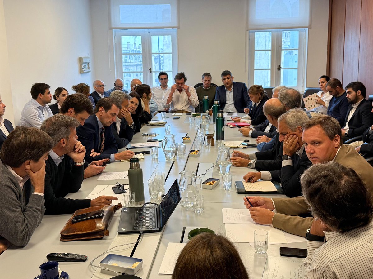 Daniel Pablo Bensusán tweet media