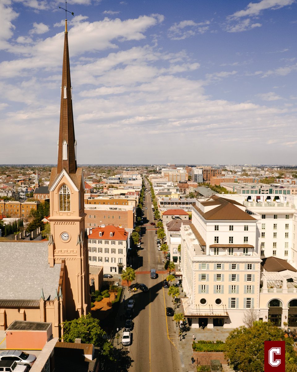 CofCBasketball's tweet photo. The Greatest City in America 

#1Charleston 🌴🏀 https://t.co/mBAR1K8TxZ