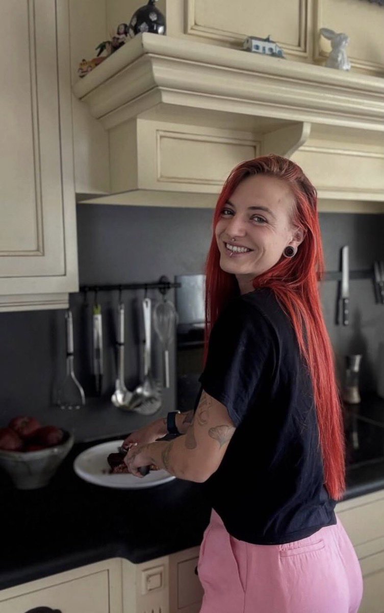 Adele🍓 tweet media