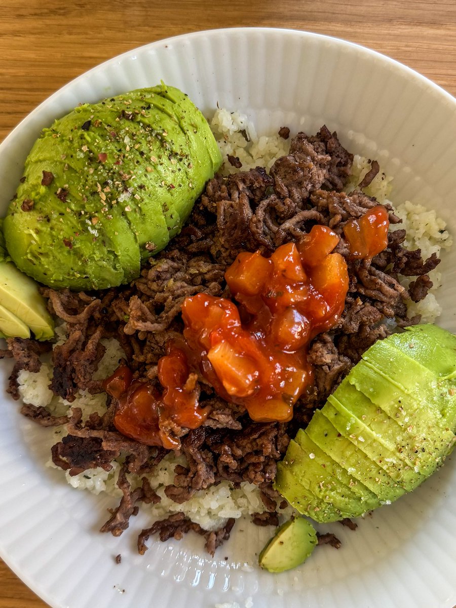 Pam 🇸🇻 tweet media