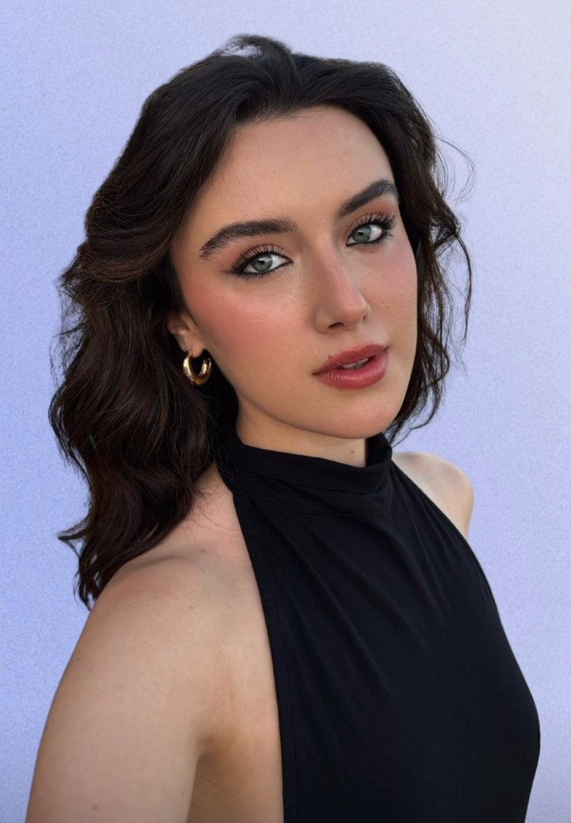 Listeland tweet media