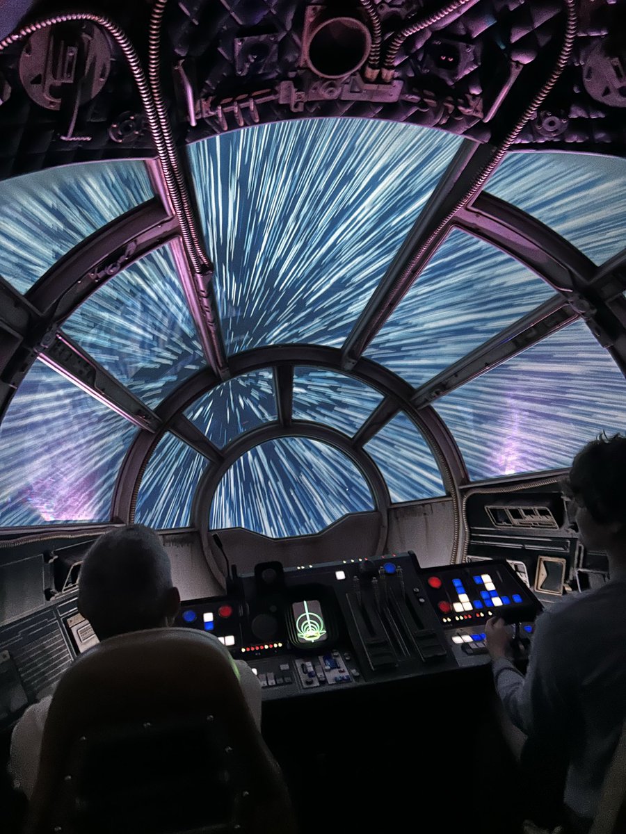 JRESeawolf tweet media