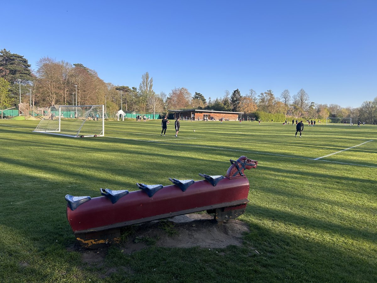 puffpuff65's tweet image. Game 181 of 2025/26
Ground 1110 
Cambridgeshire Senior County League Premier 
Great Shelford v West Wratting 
The start of early midweek kick offs! 
#Groundhopping #SillySeason