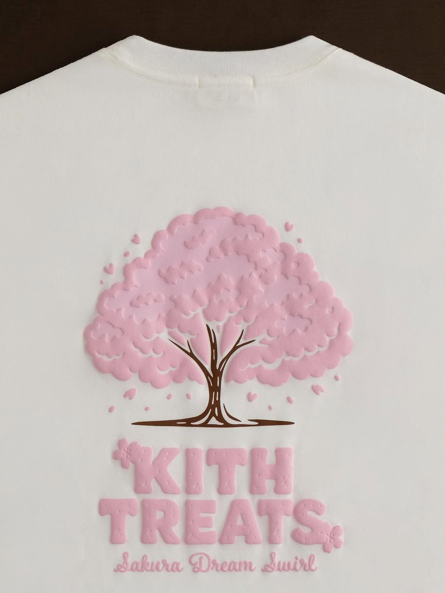 JustFreshKicks tweet media